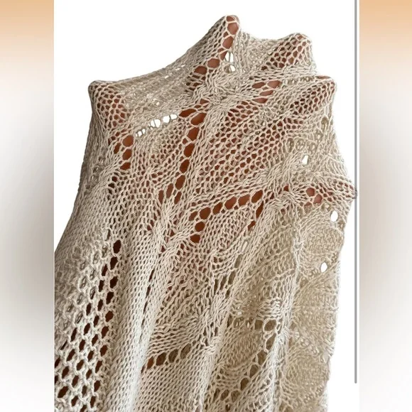 Elegant Crochet Maxi Skirt - Picture 6 of 10